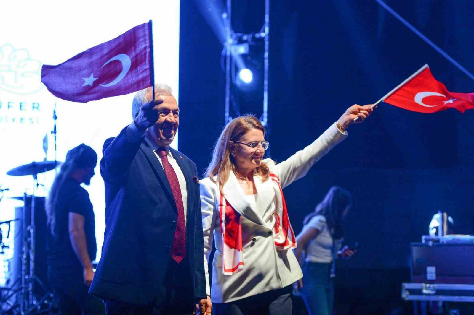 niluferde 19 mayis coskuyla kutlanacak 0 CNILQWwv