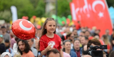 niluferde-23-nisan-coskusu-dolu-dolu-yasanacak-FTiumBMr.jpg