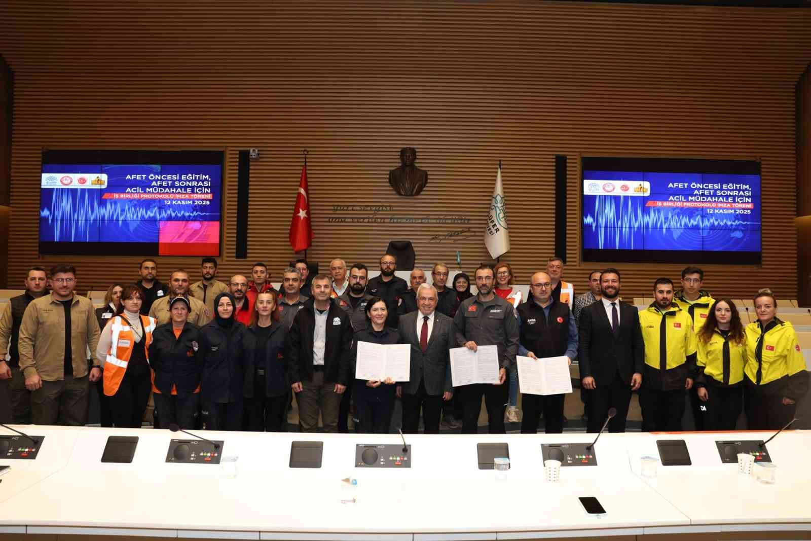 niluferde afetlere karsi guc birligi 0 V8bXW1Nr
