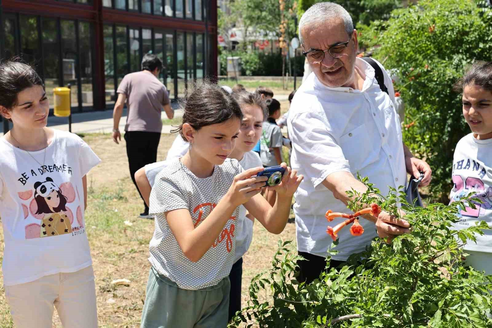 niluferde cocuklar bu yaz topragin izinde 0 63Pi2mUe