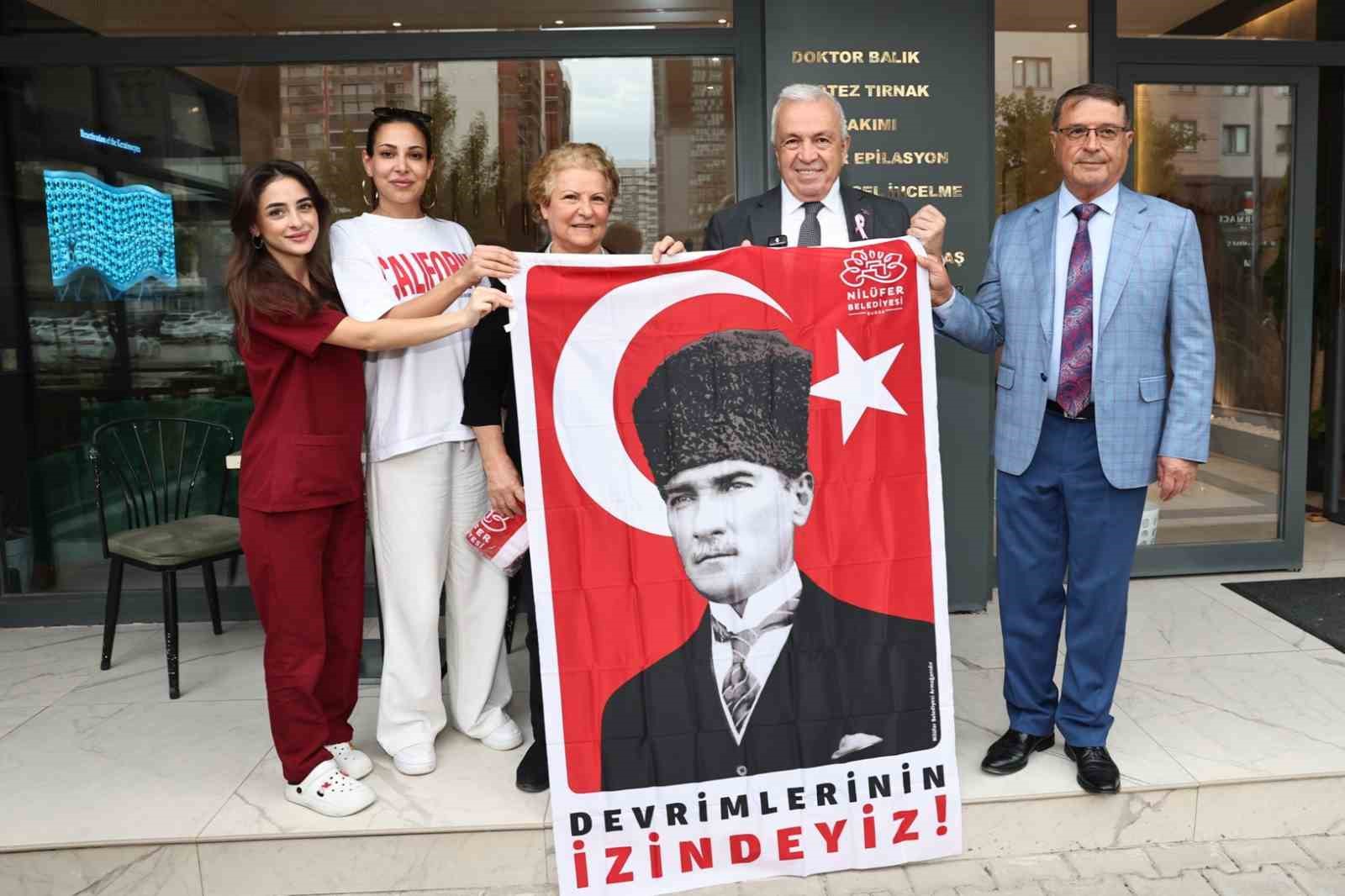 niluferde cumhuriyetin 102nci yil heyecani 0 gb7Pu4R5