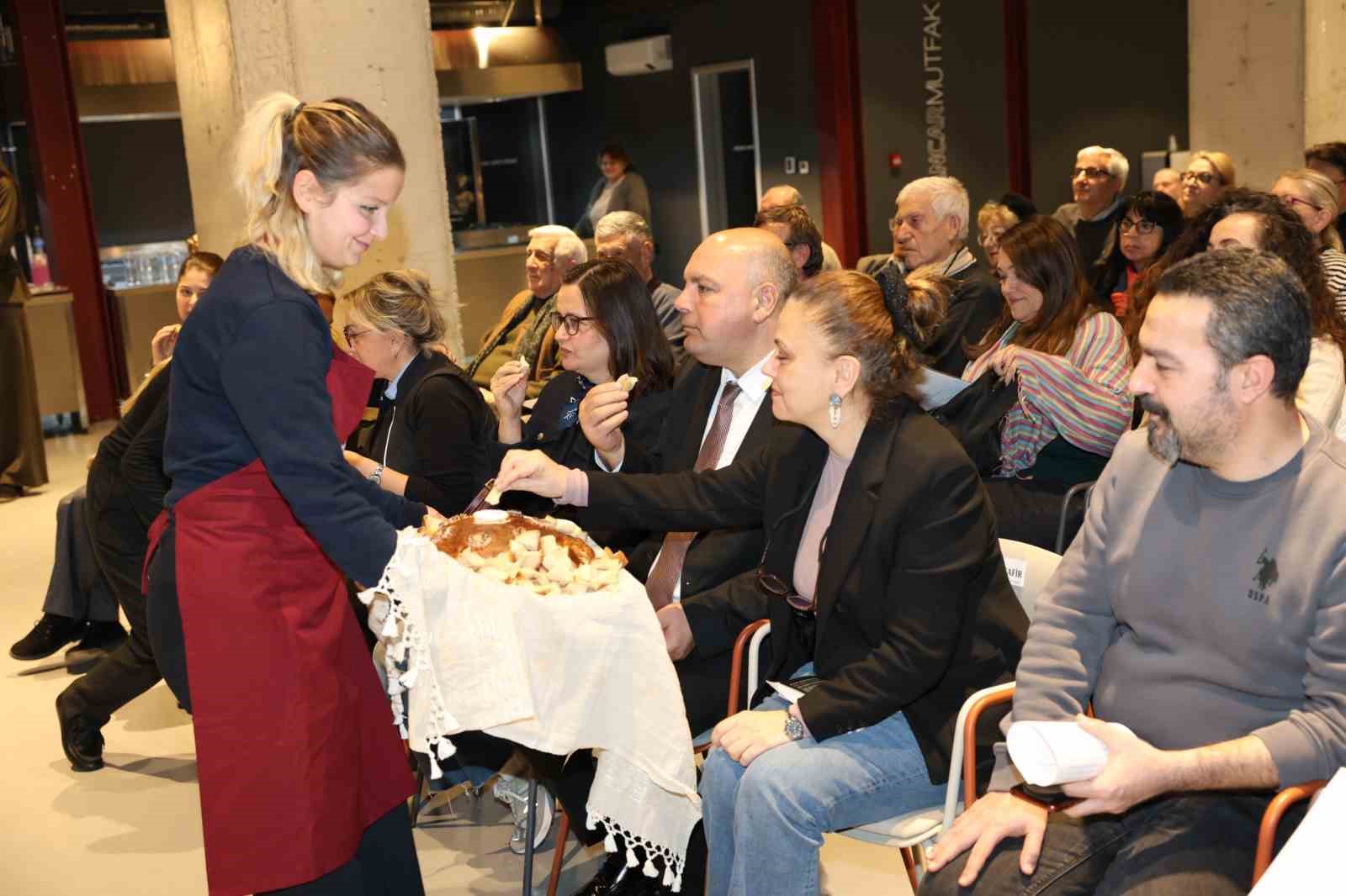 niluferde ekmek muzik ve kultur bulusmasi 3 2V5rnhAc