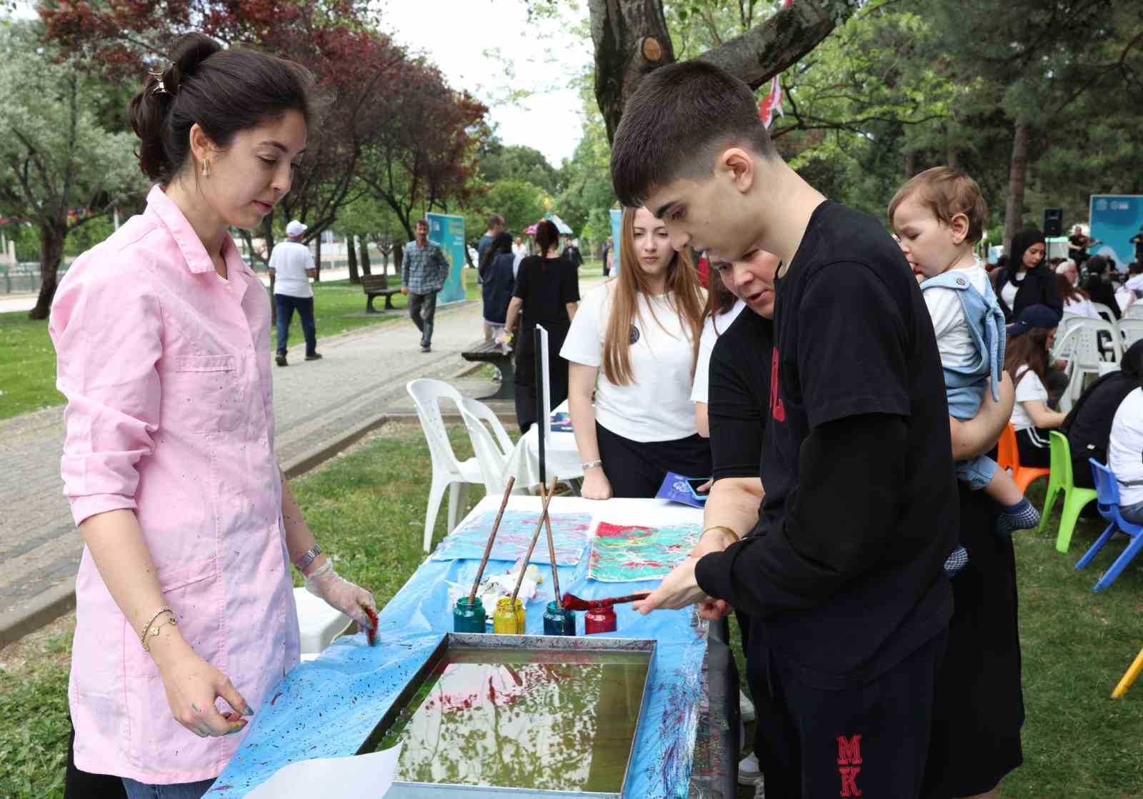 niluferde engeller sevgi ile asiliyor 4 DWnEr1eu