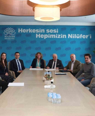 niluferde-engelsiz-oyun-parki-icin-is-birligi-protokolu-imzalandi-Km6wDc7S.jpg