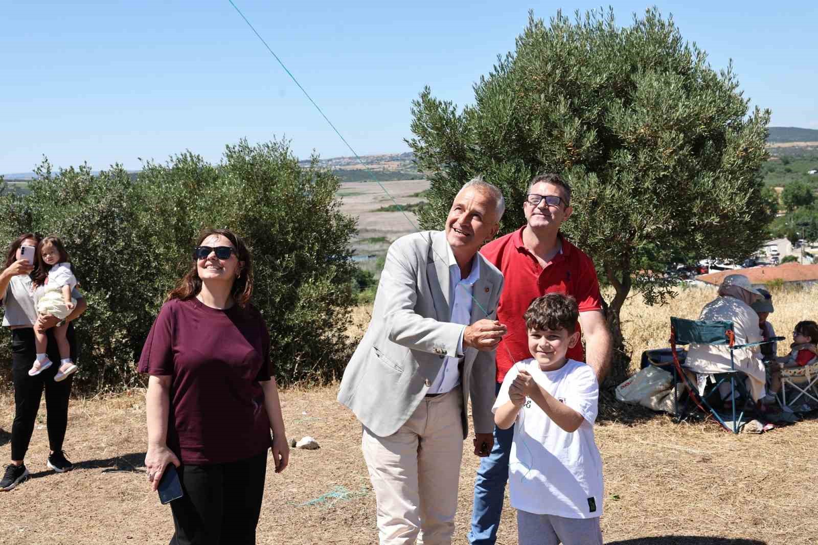 Nilüfer’de gökyüzü uçurtmalarla renklendi 6 niluferde gokyuzu ucurtmalarla renklendi 2 QAtT9mvt