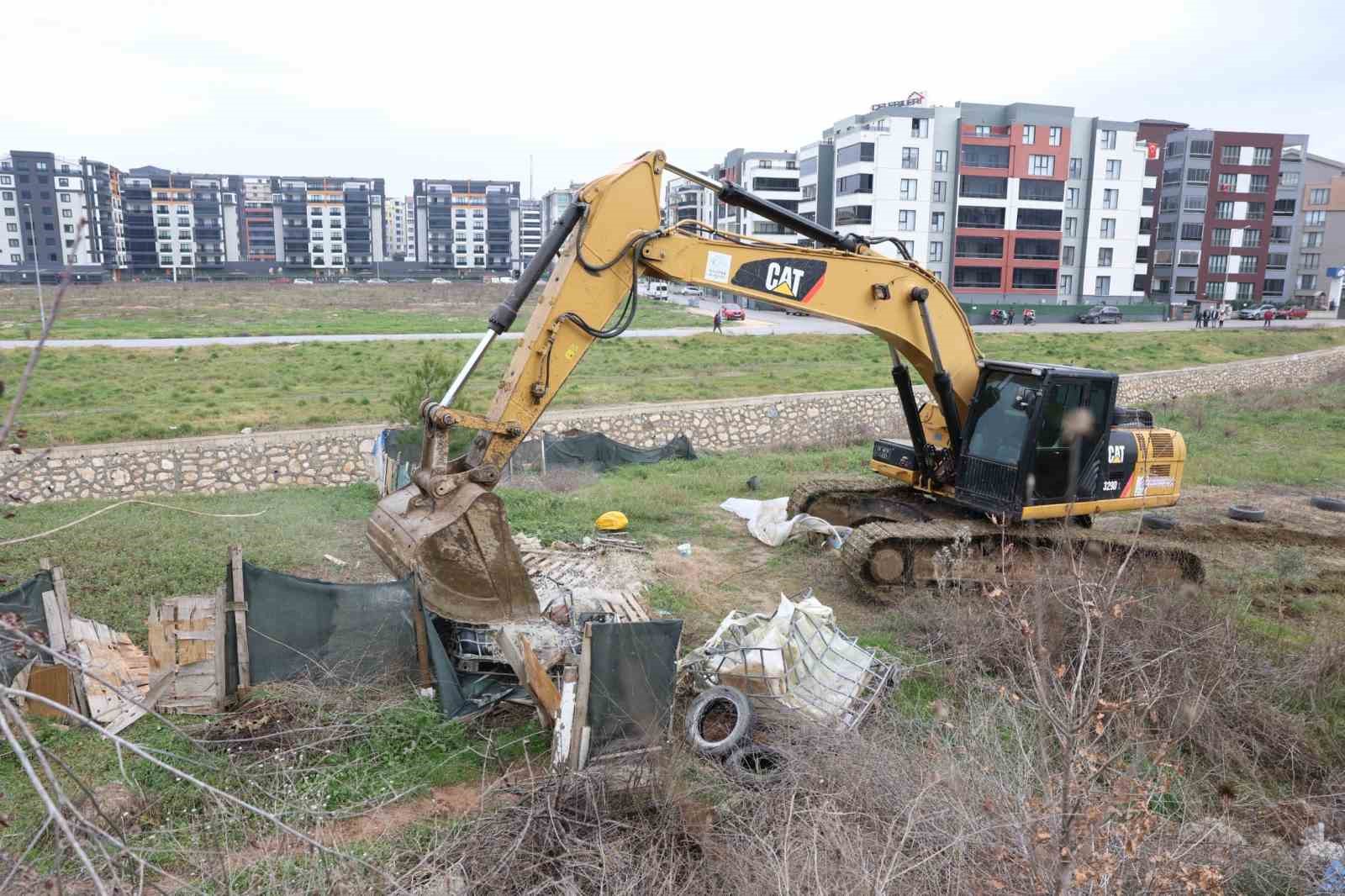 niluferde kacak yapiya gecit yok 3 qZ7EWAk2