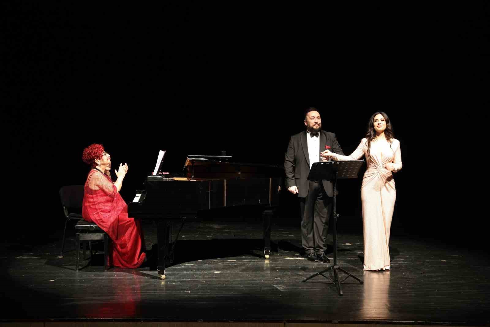 niluferde muzik dolu bir sevgililer gunu aksami 1