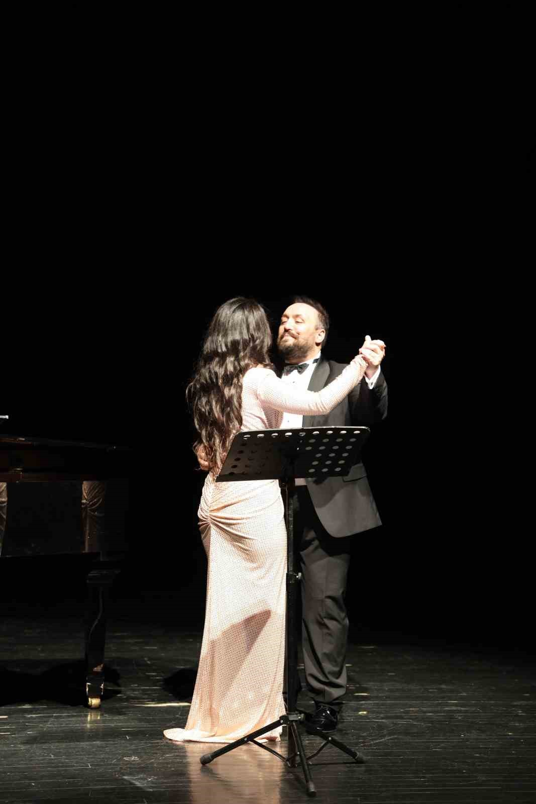 niluferde muzik dolu bir sevgililer gunu aksami 3 dmlvKmNp