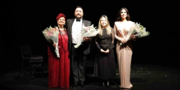 niluferde-muzik-dolu-bir-sevgililer-gunu-aksami-ZhyzE4fp.jpg