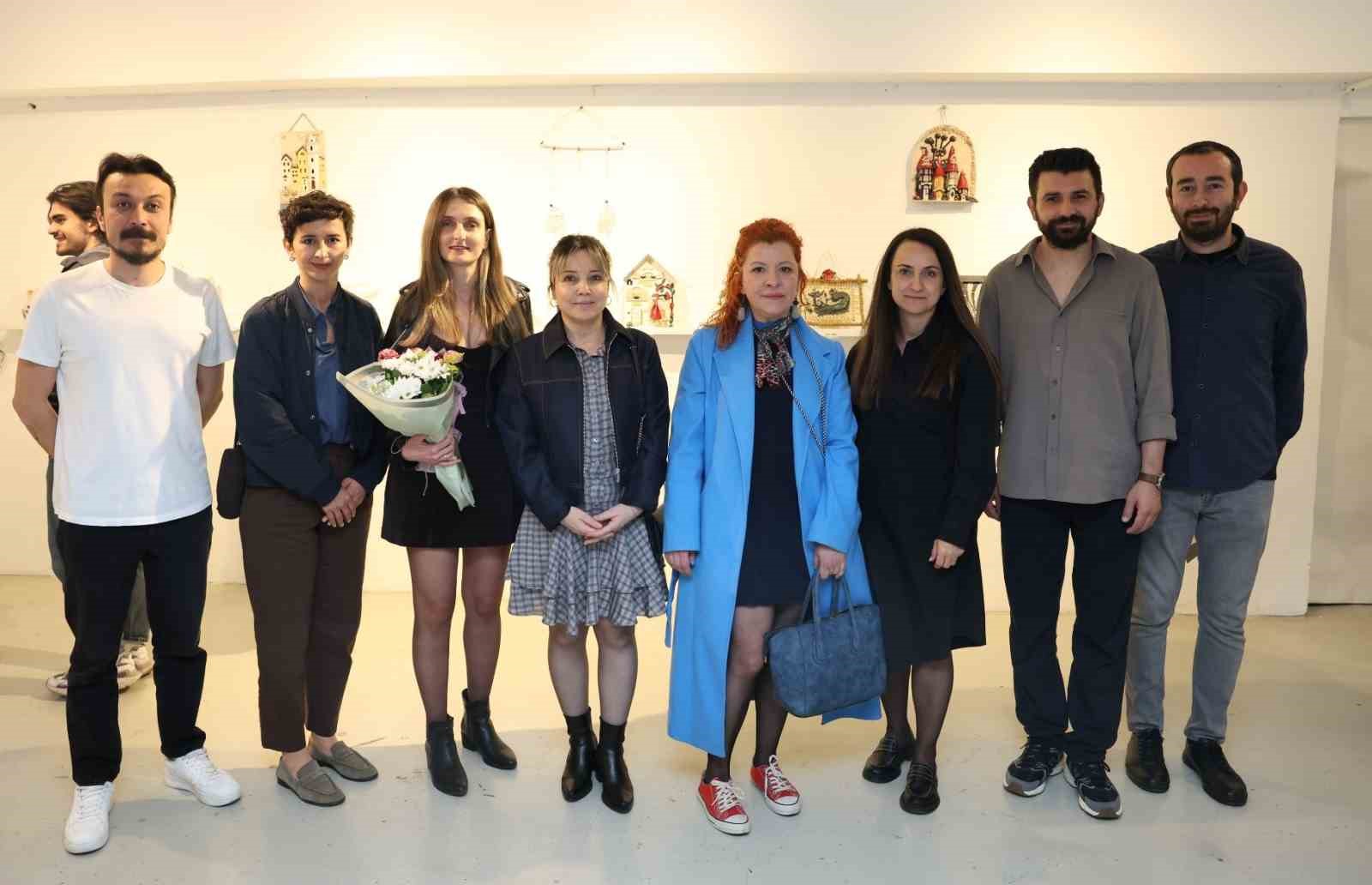 niluferde sanat ruzgari 1 nUDhjfUc