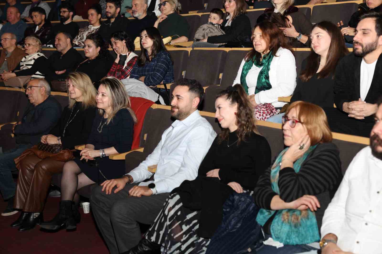 niluferde ustalara saygi konserleri basladi 2 bsXJQNMl