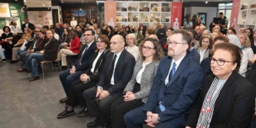 niluferden-kansere-farkindalik-cagrisi-9yDdtTnI.jpg