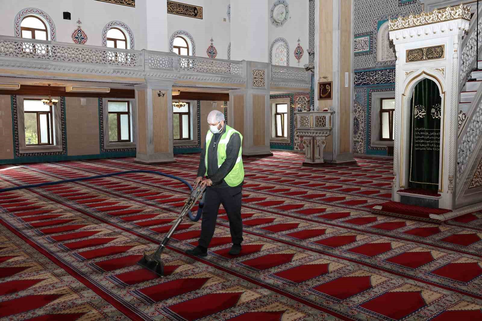 niluferin ibadethanelerinde bahar temizligi 4 B4fYCBEk