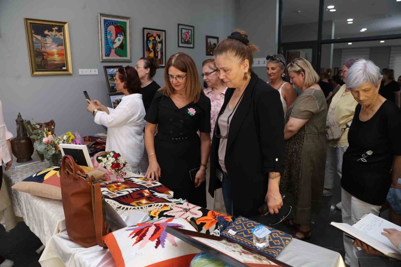 Nilüfer’in olgun gençlerinden yıl sonu sergisi 7 niluferin olgun genclerinden yil sonu sergisi 3