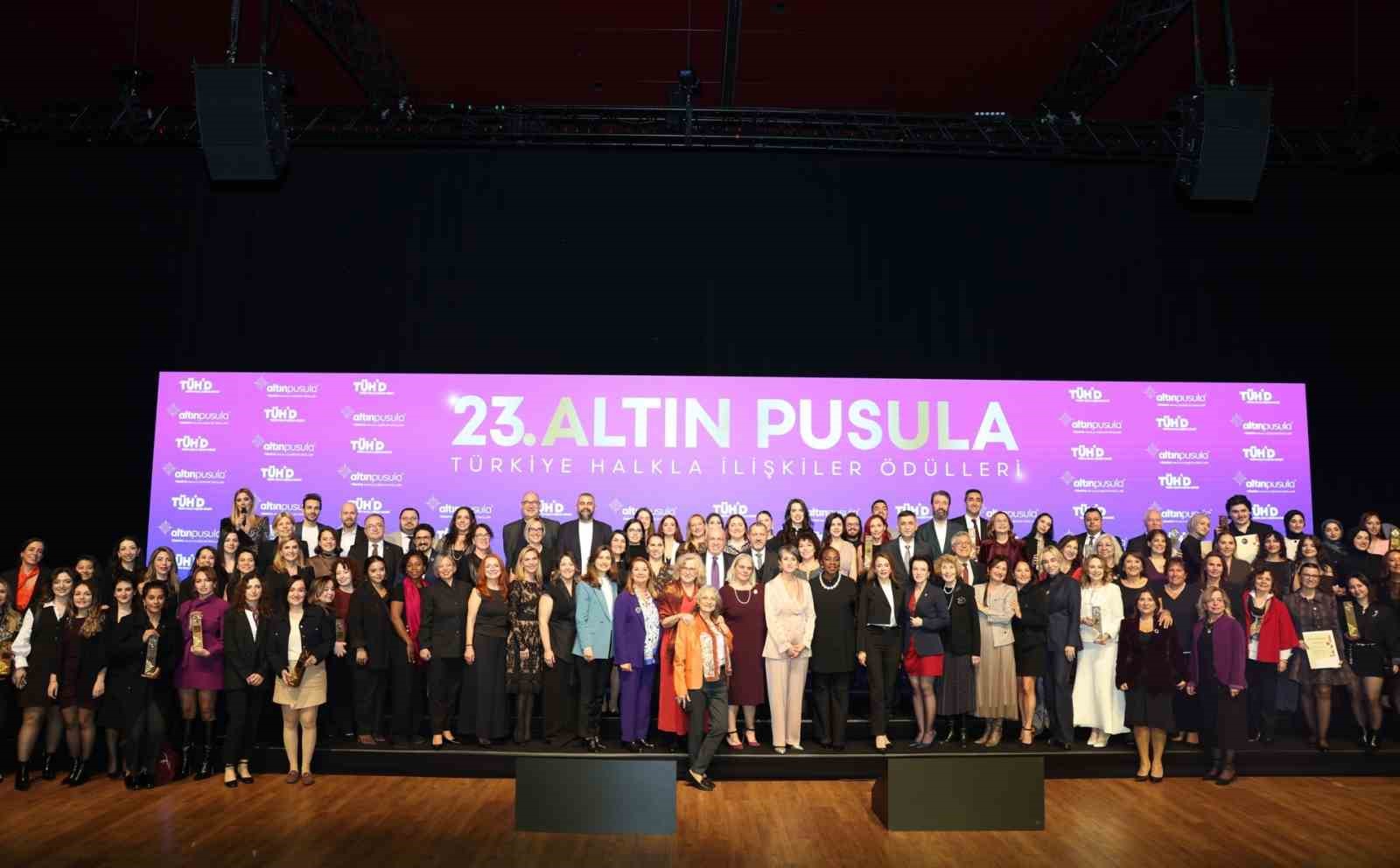 niluferin sosyal girisimcilik vizyonuna altin pusula odulu 0 6HudVhYJ