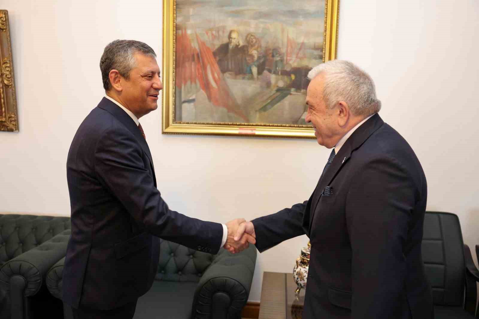 niluferin yatirimlarina chp genel baskani ozelden temel atma sozu 0 T65yBTTK