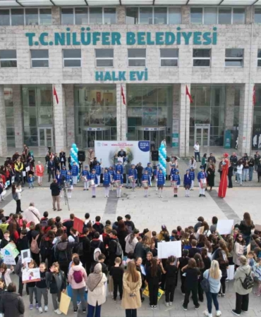 niluferli-cocuklardan-gelecek-icin-anlamli-yuruyus-BF7PrKbp.jpg