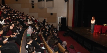 niluferli-ogrenciler-yazar-melis-sena-yilmaz-ile-bulustu-GaA4VYck.jpg