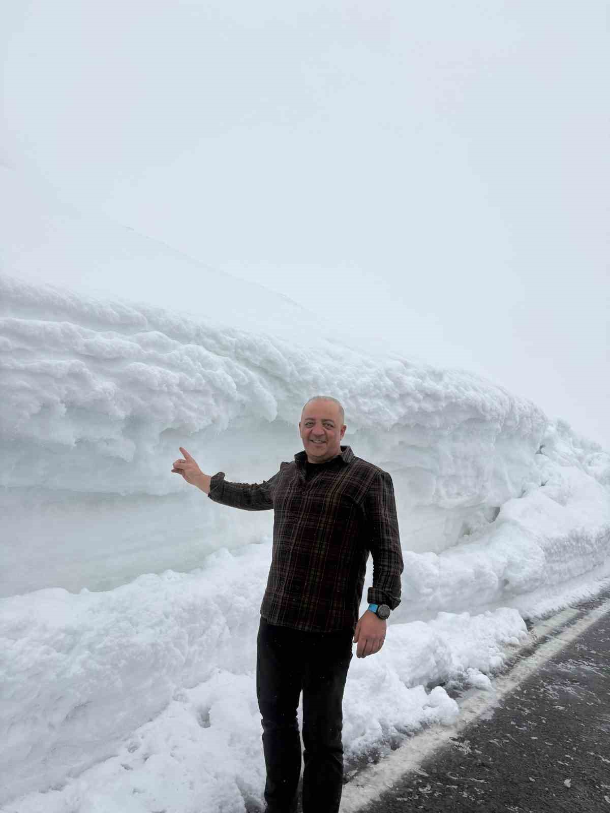 Nisan ortasında kış geri döndü: Kars-Erzurum karayolu beyaza gömüldü 5 nisan ortasinda kis geri dondu kars erzurum karayolu beyaza gomuldu 1 sYye4IPZ