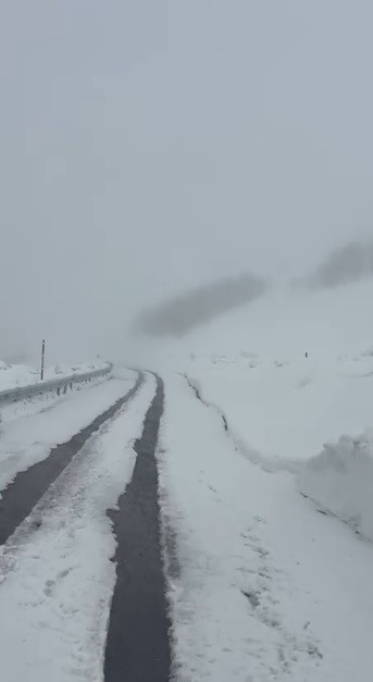 Nisan ortasında kış geri döndü: Kars-Erzurum karayolu beyaza gömüldü 7 nisan ortasinda kis geri dondu kars erzurum karayolu beyaza gomuldu 3 rMnO5nEj