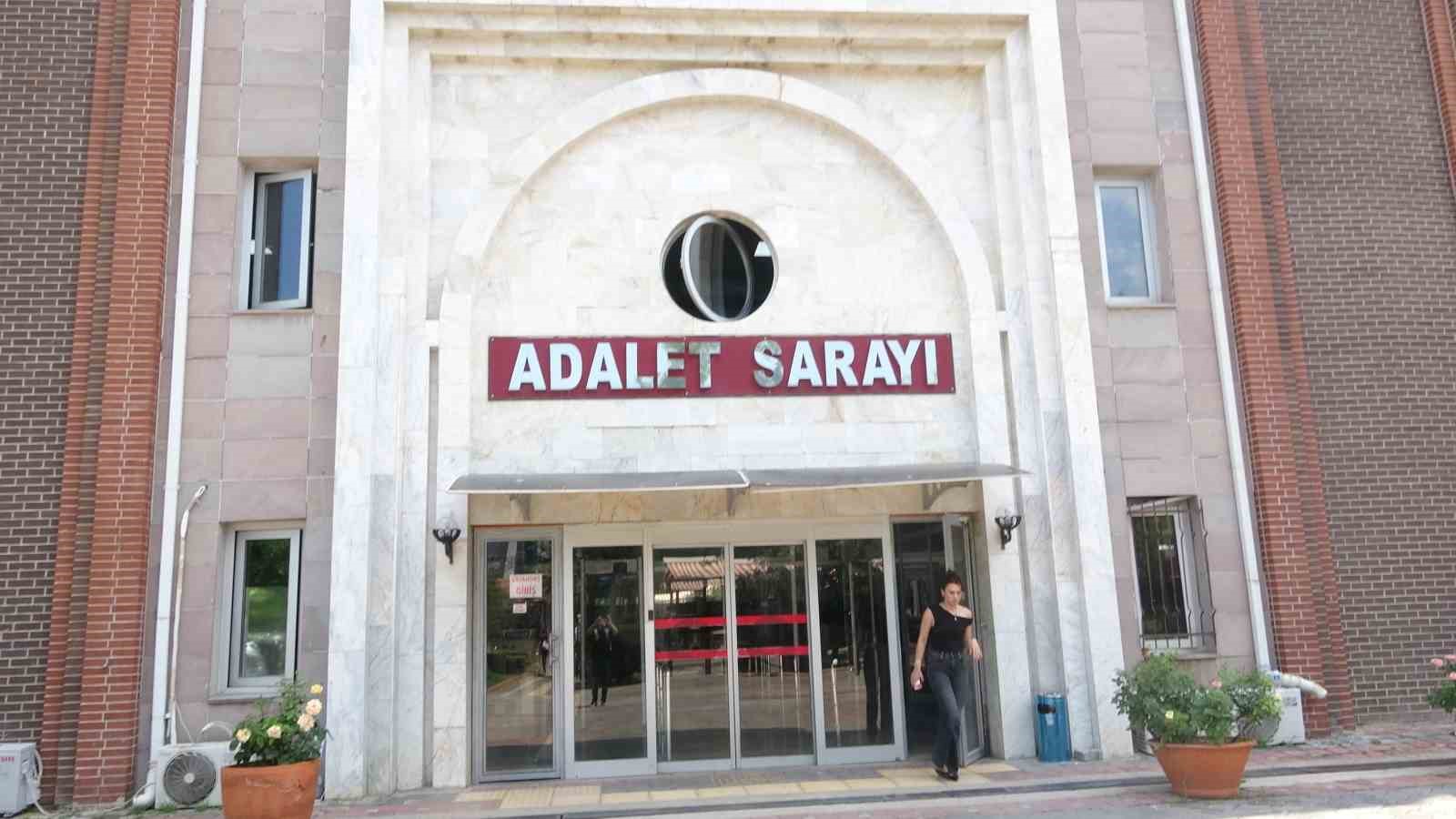 nisanli ciftin olumuyle sonuclanan kazayla ilgili davada surucunun serbest birakilmasina tepki 2 8itvM3z1