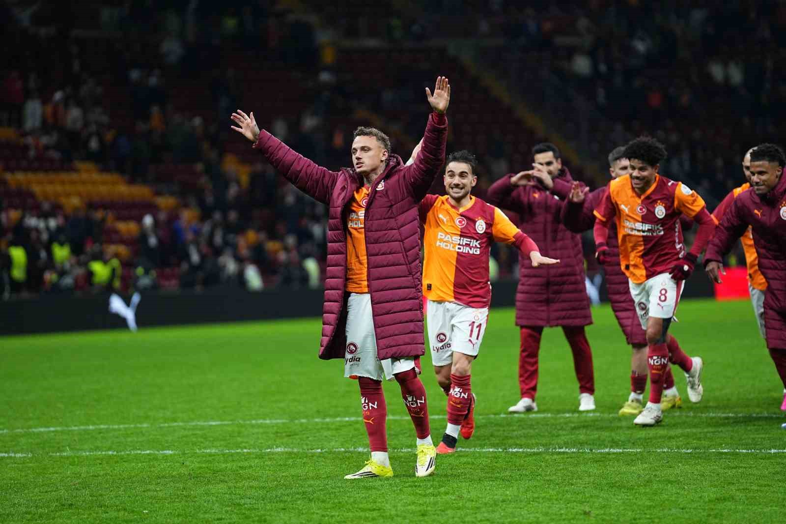 noa lang mauro icardi ve victor osimhenden uclu 0 uk9lParm