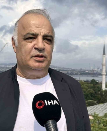 nobel-odullu-bilim-insani-aziz-sancarin-yegeni-kitabini-okuyan-lise-ogrencilerini-istanbul-gezisiyle-odullendirdi-kVSflszr.jpg