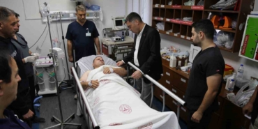 nobet-tutan-polise-bicakli-saldiri-OwVDAVWF.jpg