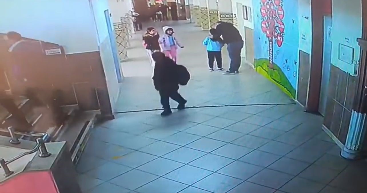 nobetci ogretmen heimlich manevrasi ile ogrenciyi hayata dondurdu 0
