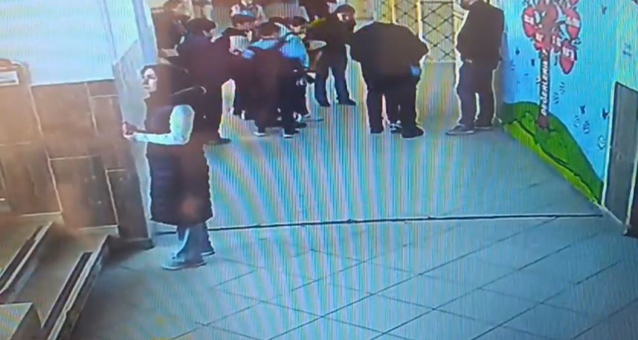 nobetci ogretmen heimlich manevrasi ile ogrenciyi hayata dondurdu 1