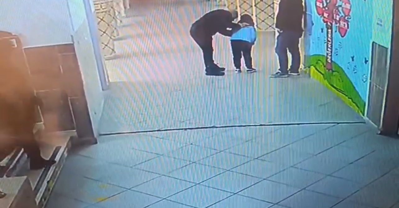 nobetci ogretmen heimlich manevrasi ile ogrenciyi hayata dondurdu 2 qLpYHsgm