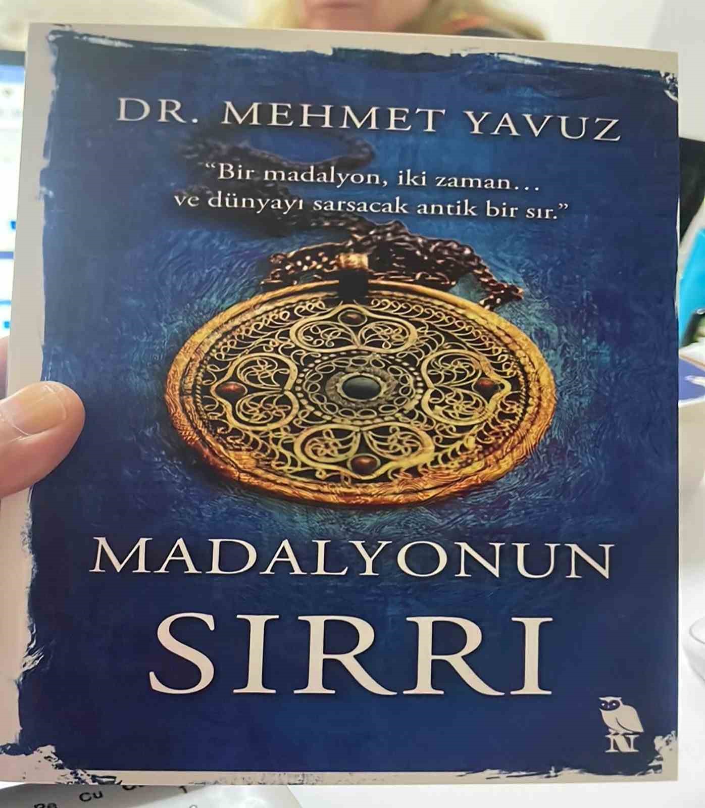Nörolog Dr. Mehmet Yavuz’un ilk romanı: "Madalyonun Sırrı" 6 norolog dr mehmet yavuzun ilk romani madalyonun sirri 2 TJRGEumL