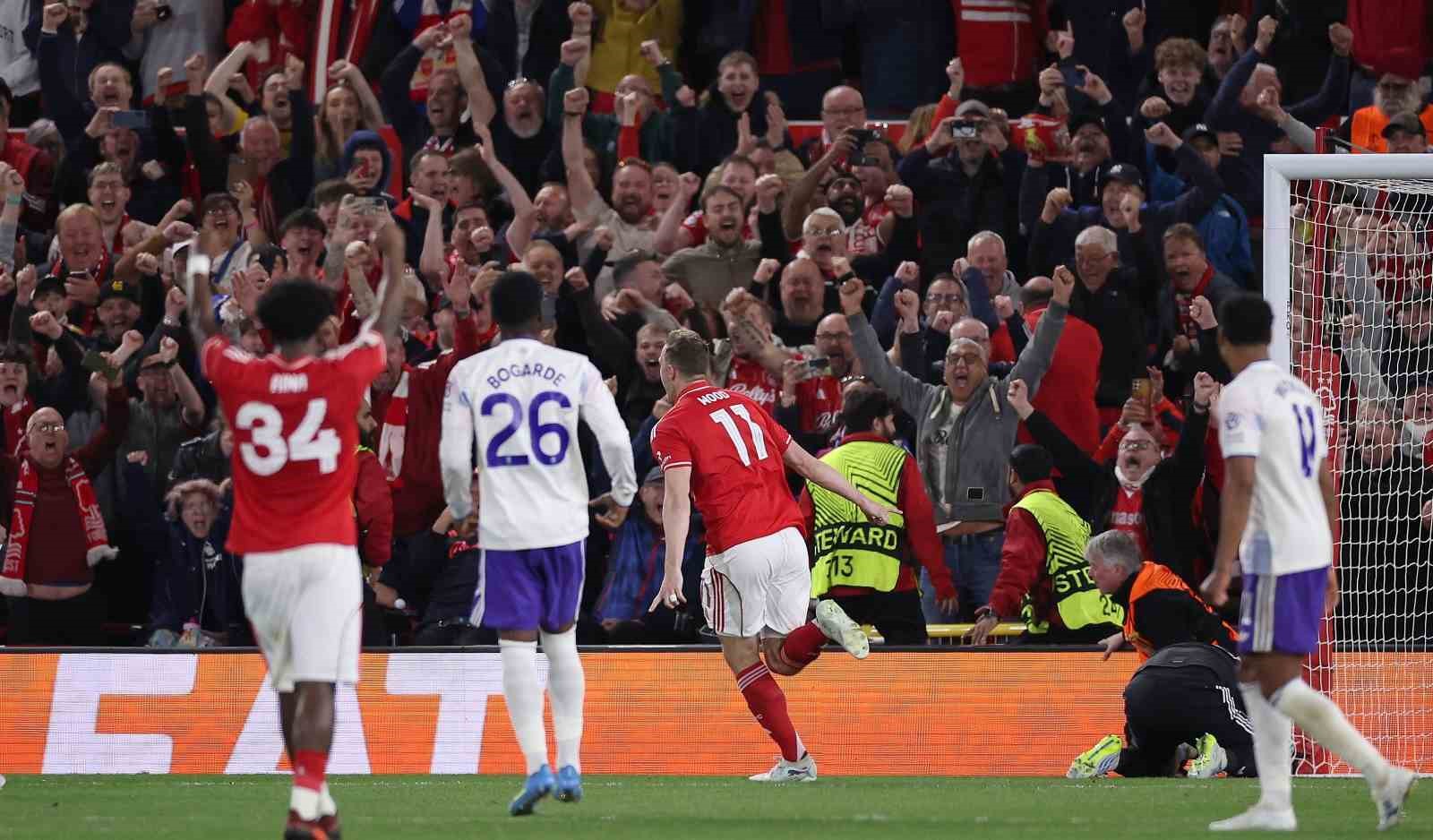 Nottingham Forest evinde Aston Villa’yı devirdi 8 nottingham forest evinde aston villayi devirdi 4