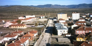 nufusu-1-yilda-2-bin-kisi-artan-kirbiscik-ilcesi-koy-olmaktan-kurtuldu-m24XUnMN.jpg