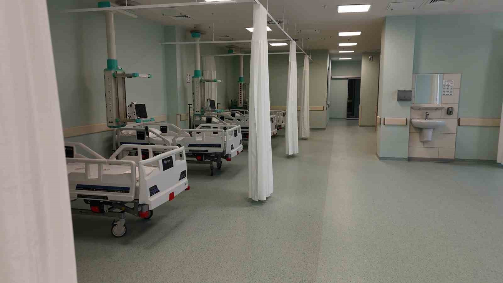 nurdaginda celik konstruksiyonlu hastane 9 ayda tamamlandi deprem bolgesine nefes oldu 2 WUghRU9Q