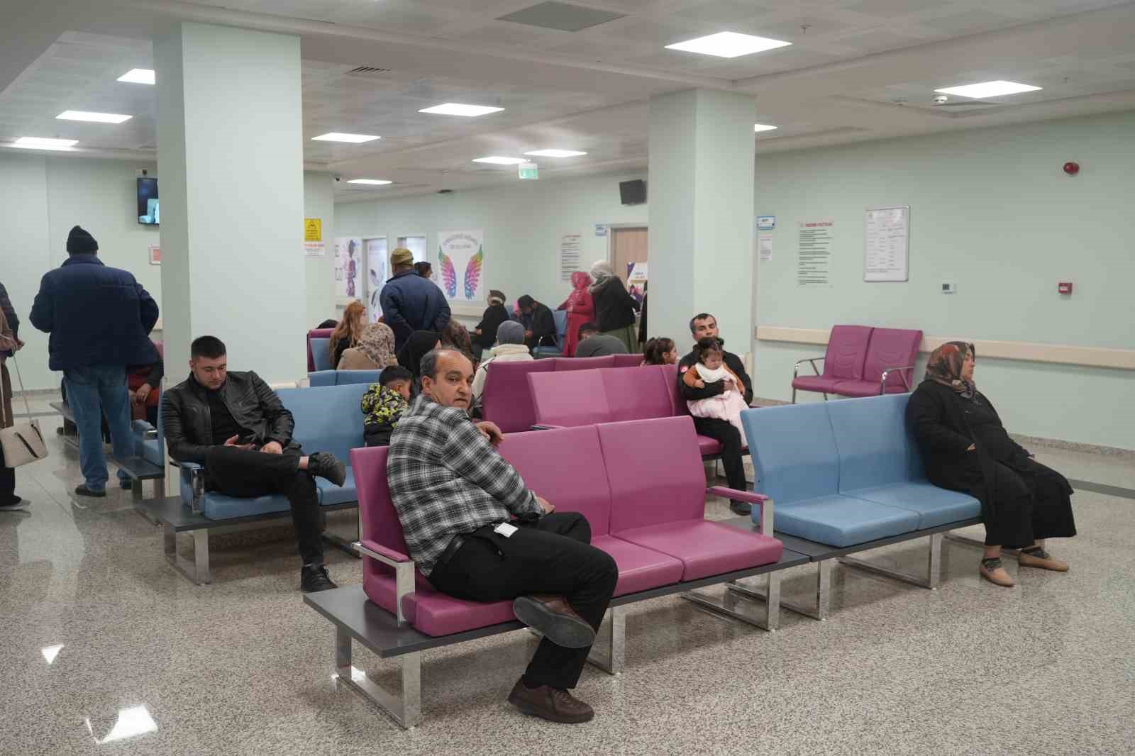 nurdaginda celik konstruksiyonlu hastane 9 ayda tamamlandi deprem bolgesine nefes oldu 4 4Rm9PPXa