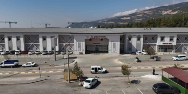 nurdaginda-celik-konstruksiyonlu-hastane-9-ayda-tamamlandi-deprem-bolgesine-nefes-oldu-bR2TsJUR.jpg