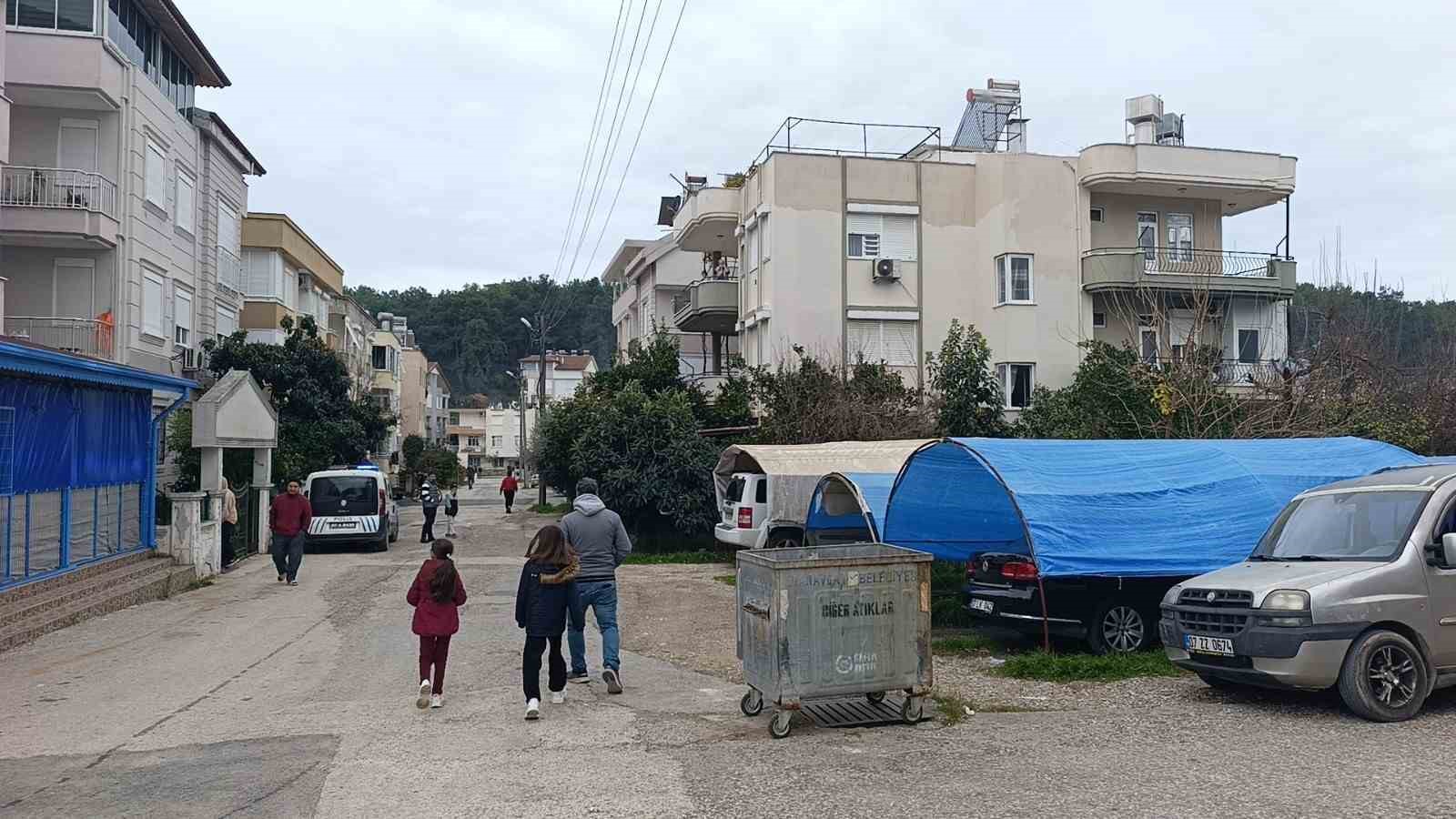 ocakta unutulan fritoz itfaiyeyi alarma gecirdi 3
