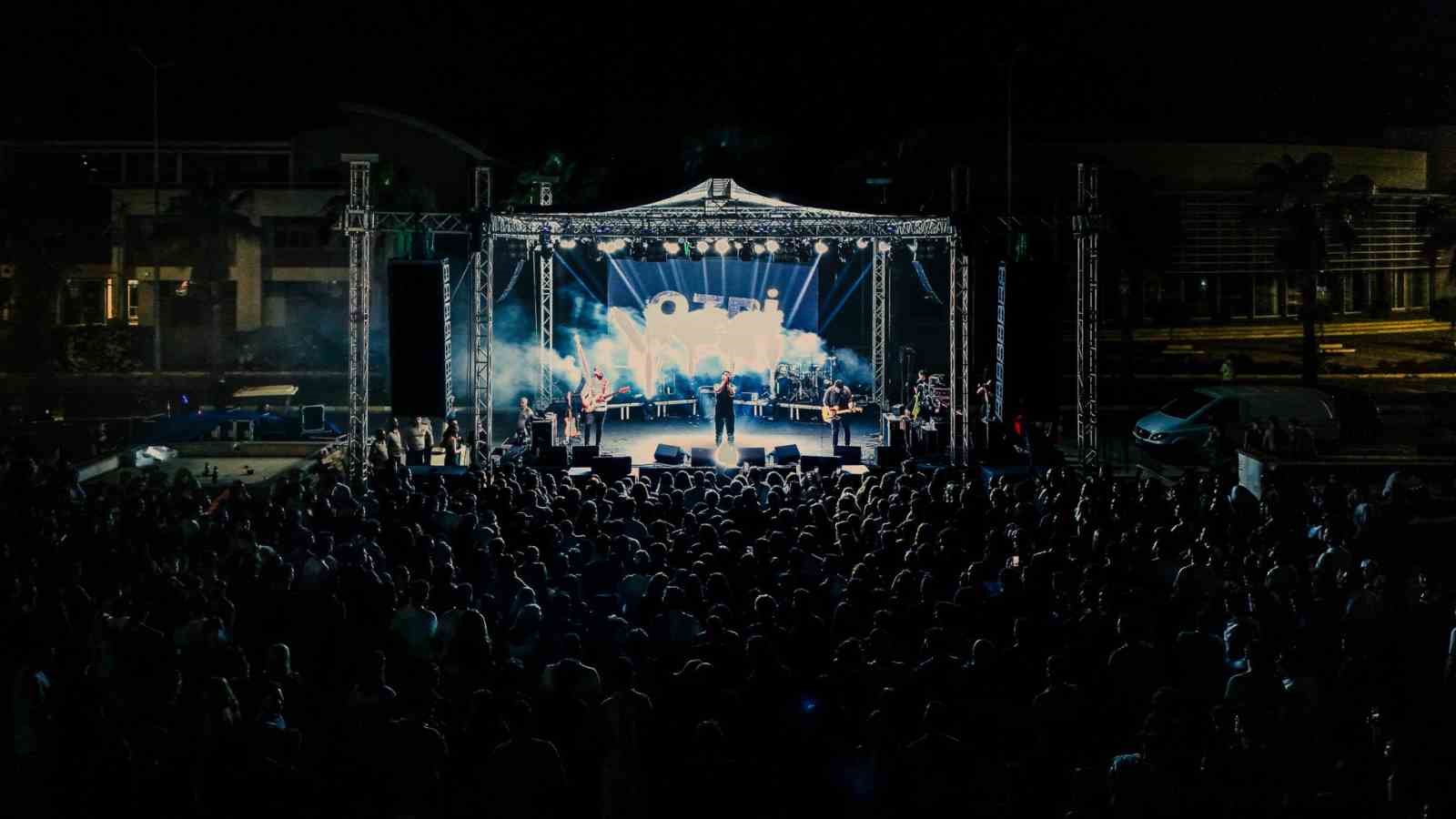 ODTÜ KKK Bahar Şenliği’nde binlerce kişi festival coşkusu yaşadı 4 odtu kkk bahar senliginde binlerce kisi festival coskusu yasadi 0 bQVJlJy1