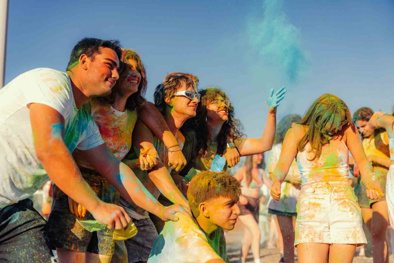 ODTÜ KKK Bahar Şenliği’nde binlerce kişi festival coşkusu yaşadı 5 odtu kkk bahar senliginde binlerce kisi festival coskusu yasadi 1 FTqqAVbM