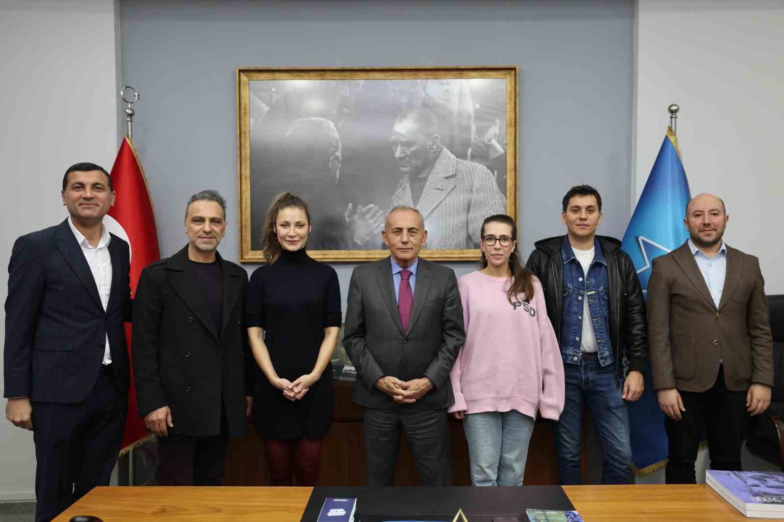odullu yapim bildigin gibi degil in film ekibi kucukcekmecedeydi 4