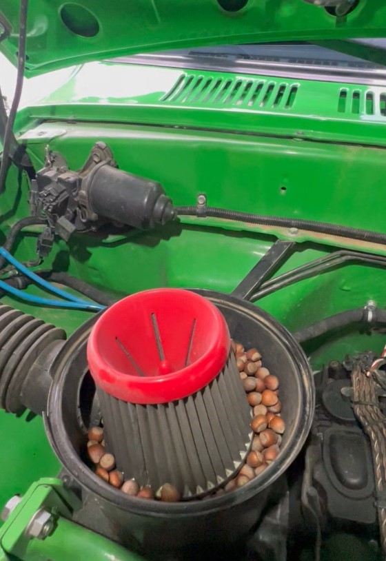 off road aracinin hava filtresine giren sincaptan findik surprizi 5 wAkqSQp4