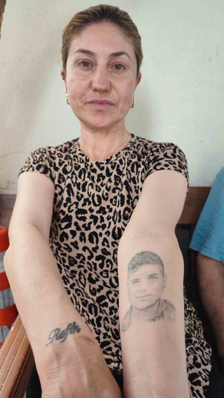 Oğlu 9 yıl önce öldürülen acılı anne: "Kolumdaki resmiyle avunup duruyorum" 6 oglu 9 yil once oldurulen acili anne kolumdaki resmiyle avunup duruyorum 2 L3R2KdLt
