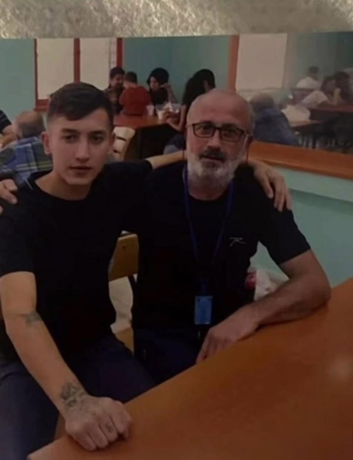 oglu oldurulen acili baba babaligimi aldilar benden 3 u1RdY1mV