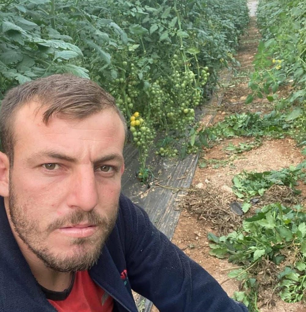 oglu oldurulen anne mahkemeden kesif istedi yikanirken gordum boynunda tirnak izleri vardi adli tip vDGQASZ3