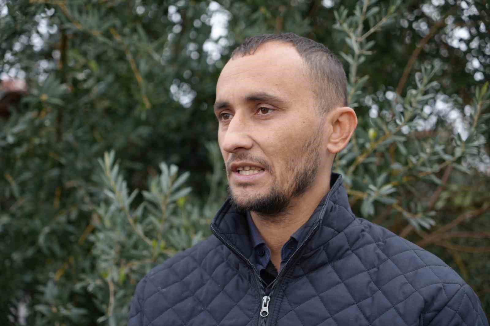 "Oğlum çık gel" feryadı: Annenin iki gündür endişeli bekleyişi gözyaşlarına döndü 8 oglum cik gel feryadi annenin iki gundur endiseli bekleyisi gozyaslarina dondu 4 sTgkl3lZ
