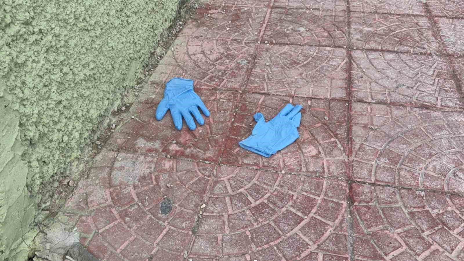 ogluna da ismini verdigi babasini baltayla oldurdu 1 Tj4y7RI5