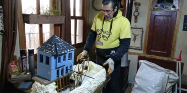 ogluna-yaptigi-oyuncak-15-yillik-sanat-yolculuguna-donustu-dwwZn5EU.jpg