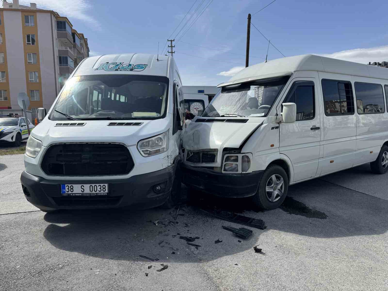 ogrenci ile rehabilitasyon servisi carpisti 5 yarali 2 WaRNpgfB