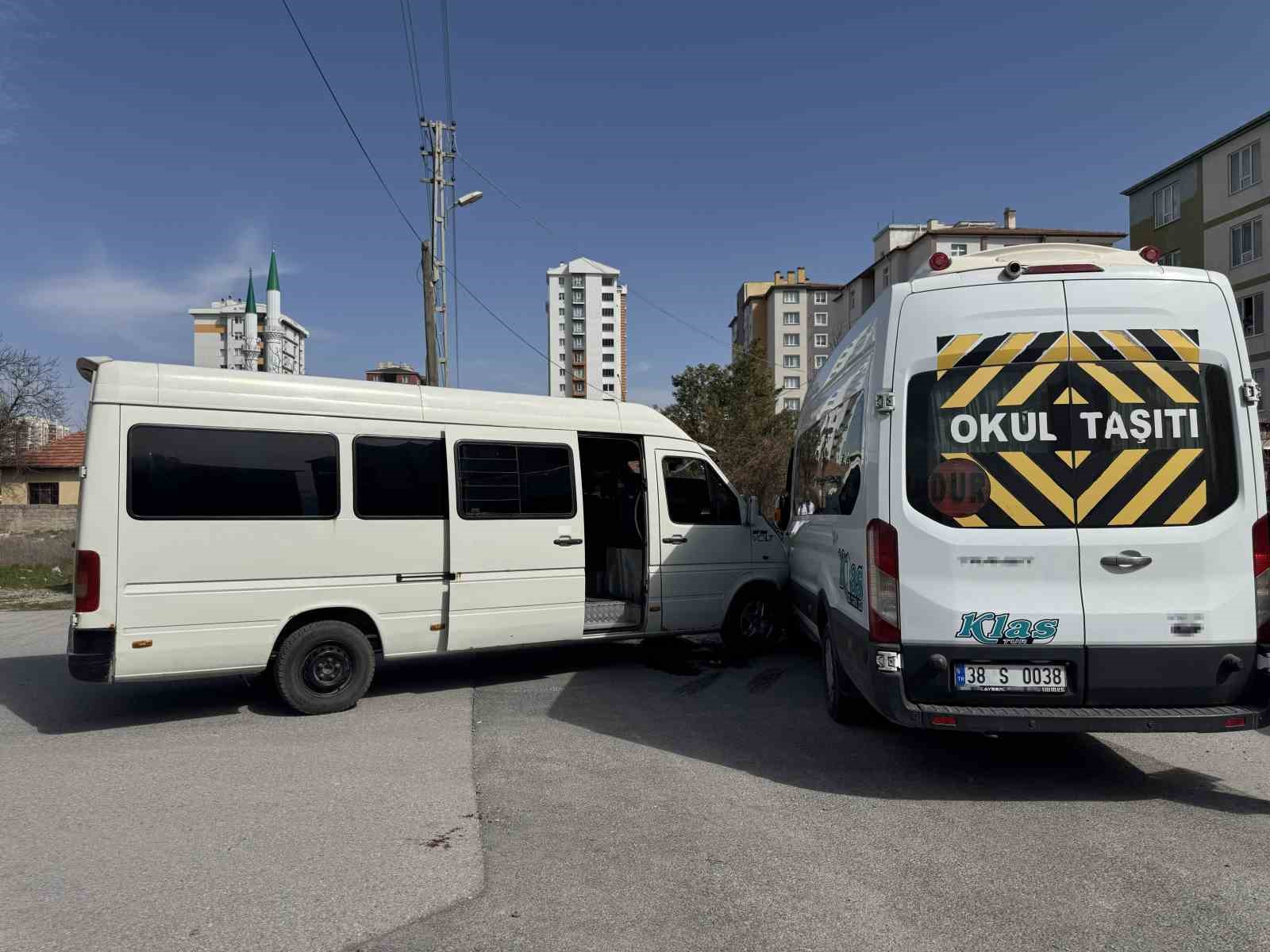 ogrenci ile rehabilitasyon servisi carpisti 5 yarali 3